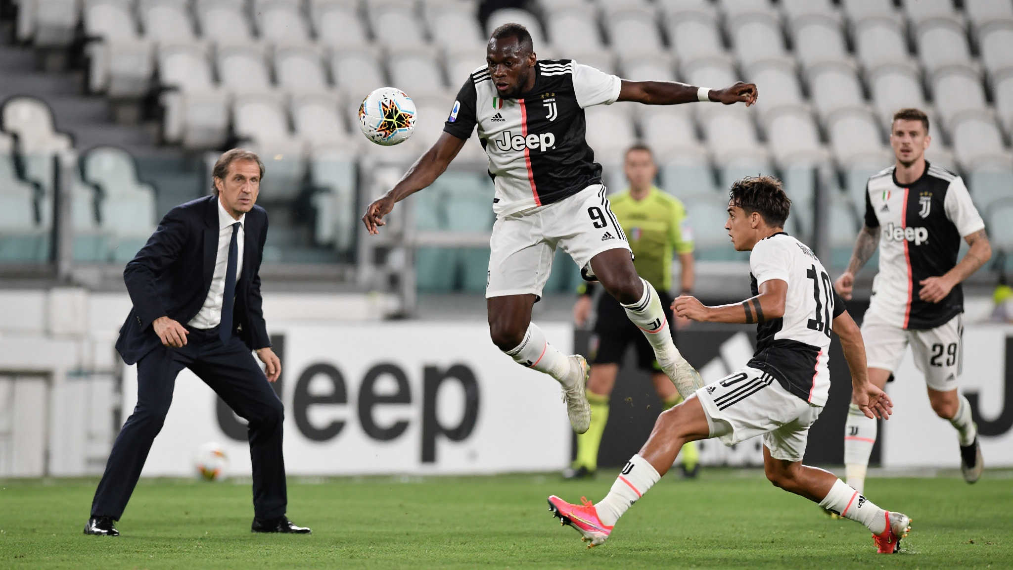 洛夫图斯奇克:阿莱格里战术核心的潜在新星 对于阿莱格里而言,他对强大且灵活的中场有着天然青睐